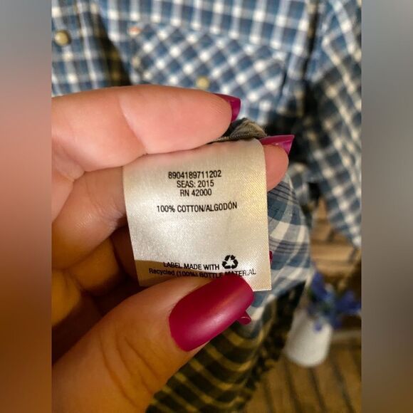 Northwest‎ territory blue plaid short sleeve button down - Picture 2 of 6